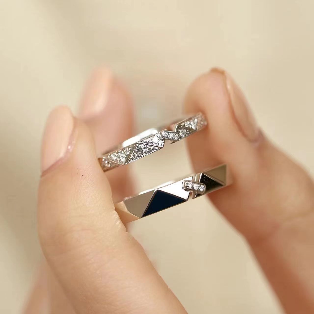 Shiny Couple Ring